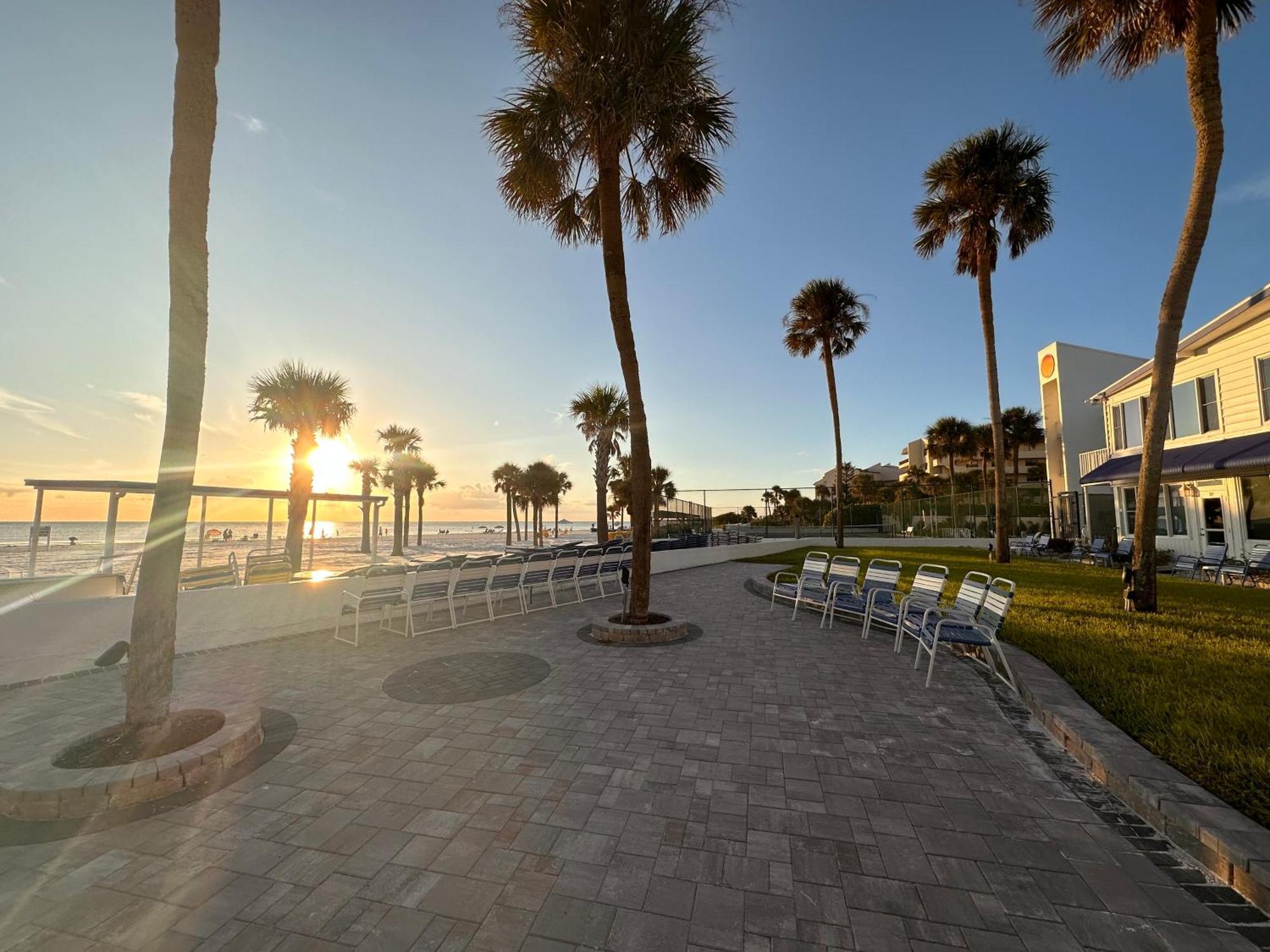 Sea Crest Aparthotel Point O'Rocks Exterior foto
